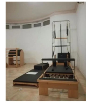 Нагружая машина реформатора Pilates оборудования тренировки 200kg Pilates глубокая низкая