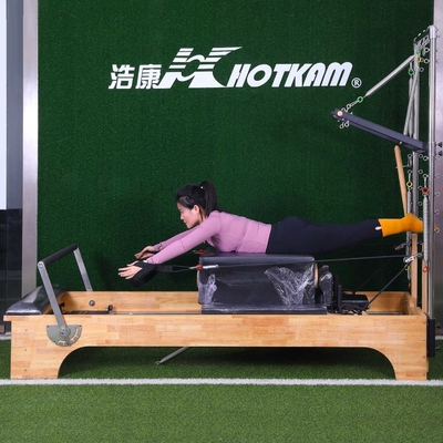 Нагружая машина реформатора Pilates оборудования тренировки 200kg Pilates глубокая низкая